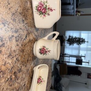 Athena Vintage Floral Ceramic Bath Set 3pc Ivory Soap Dish and Toothbrush Holder